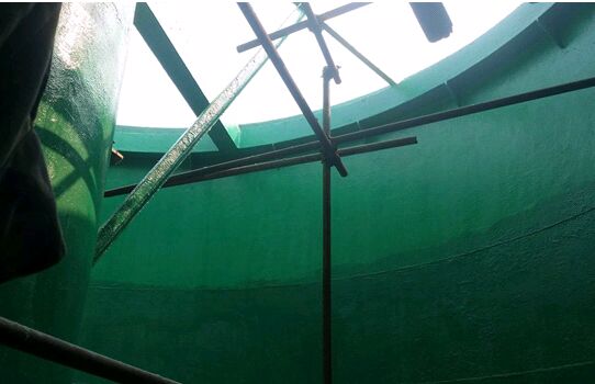 玻璃鋼防腐施工現場(chǎng)